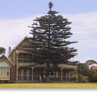 Boston House Motel - New Castle Holiday