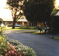 Colonial Village Motel - New Castle Holiday