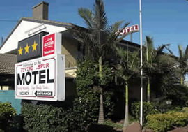 Flying Spur Motel - New Castle Holiday 0