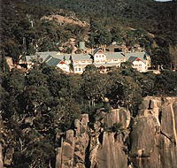 Mount Buffalo Chalet  Cresta Lodge - New Castle Holiday