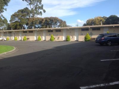 Camperdown Cascade Motel - New Castle Holiday 5
