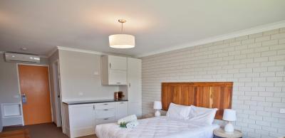 Southern Ocean Motor Inn Port Campbell - New Castle Holiday 6