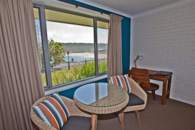 Southern Ocean Motor Inn Port Campbell - New Castle Holiday 10