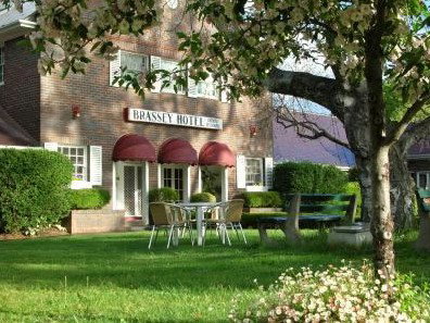 Brassey Of Canberra - New Castle Holiday 0