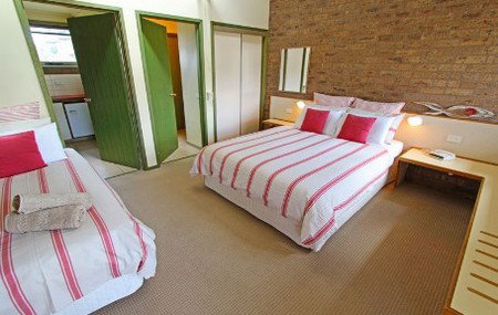 The Beachfront Motel - New Castle Holiday 3