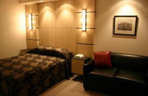 Ashwood VIC New Castle Holiday