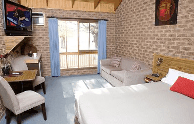Beechworth Carriage Motor Inn - New Castle Holiday 2
