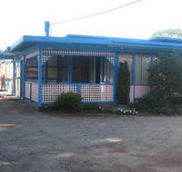 Copper Lantern Motel - New Castle Holiday