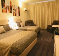 Adelaide Granada Motor Inn - New Castle Holiday
