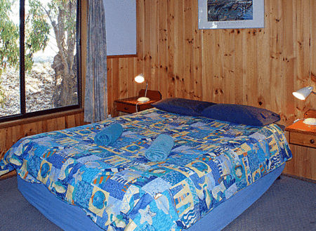 Marion Bay Seaside Apartments - New Castle Holiday