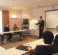 The Waverley International Hotel - New Castle Holiday