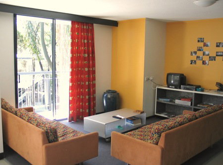 International House Brisbane - New Castle Holiday 0