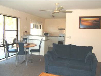 Ocean Drive Apartments - New Castle Holiday 0