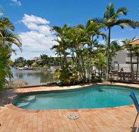 Noosa Terrace And Belmondos - New Castle Holiday