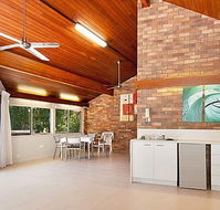 Glen Eden Beach Resort - New Castle Holiday