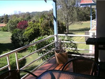 Absolute Beachfront Opal Cove Resort - New Castle Holiday 5