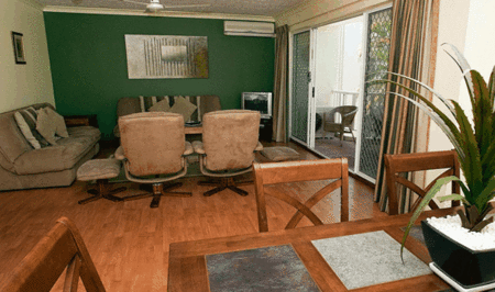 Surfers Tradewinds - New Castle Holiday 2
