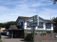 Chalet Motor Inn - New Castle Holiday 1