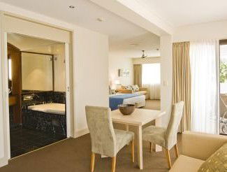 Waves Byron Bay - New Castle Holiday 4