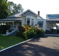 Colonial Court Motor Inn - New Castle Holiday