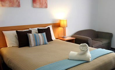 Mullion NSW New Castle Holiday