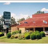 Quality Inn Charbonnier Hallmark - New Castle Holiday