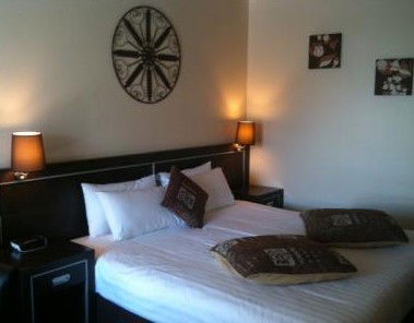 Golden West Motor Inn - New Castle Holiday 3