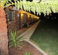 Golfers Lodge Motel - New Castle Holiday
