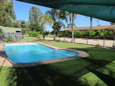 Golfers Lodge Motel - New Castle Holiday 3