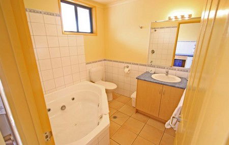 Seaview Motel & Apartments - New Castle Holiday 4