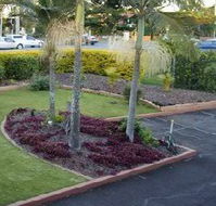 Lancaster Court Motel - New Castle Holiday