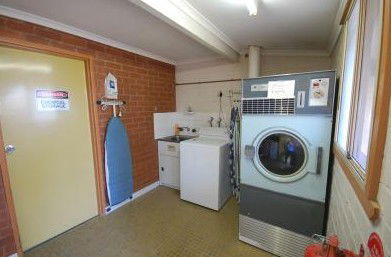 Junction Motor Inn - New Castle Holiday 1