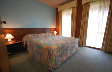 Junction Motor Inn - New Castle Holiday 5