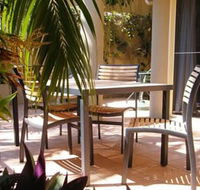 Clarks Beach Apartment - New Castle Holiday
