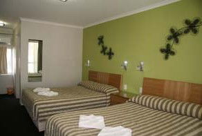 Queensgate Motel - New Castle Holiday 4