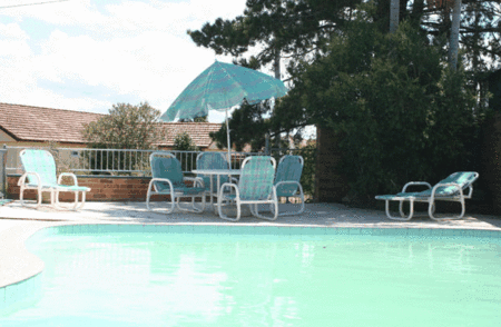 Riverview Motor Inn - New Castle Holiday 4