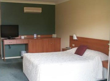 Wagga RSL Club Motel - New Castle Holiday 1