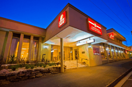 Mid City Warrnambool - New Castle Holiday