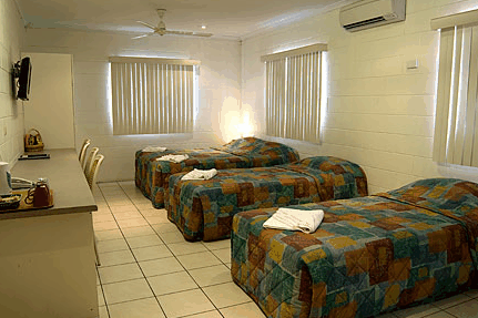 Barrier Reef Motel - New Castle Holiday