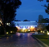 Campbelltown Colonial Motor Inn - New Castle Holiday