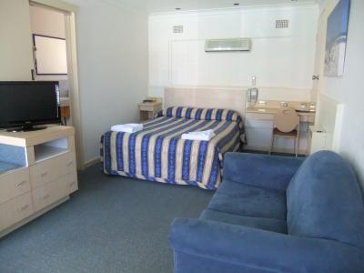 Country Comfort Cowra Countryman Motor Inn - New Castle Holiday 2