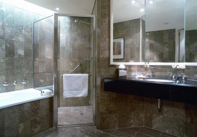 Intercontinental Adelaide - New Castle Holiday 2