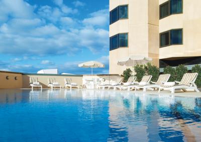 Intercontinental Adelaide - New Castle Holiday 5