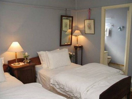 Dural House At Round - New Castle Holiday 1