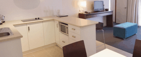 Standpipe Golf Motor Inn - New Castle Holiday