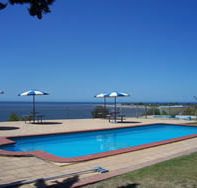 Stansbury Holiday Motel - New Castle Holiday