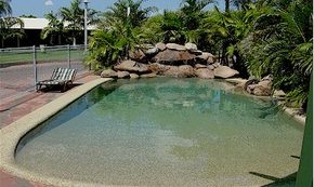 Abacus Motel - New Castle Holiday 1