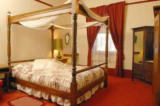  New Castle Holiday
