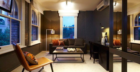 Harbour Rocks Hotel - New Castle Holiday 1