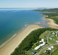 SeaEagles Beach Resort - New Castle Holiday